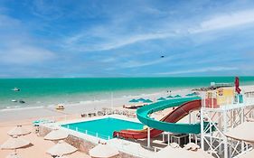 Bm Beach Resort 4*